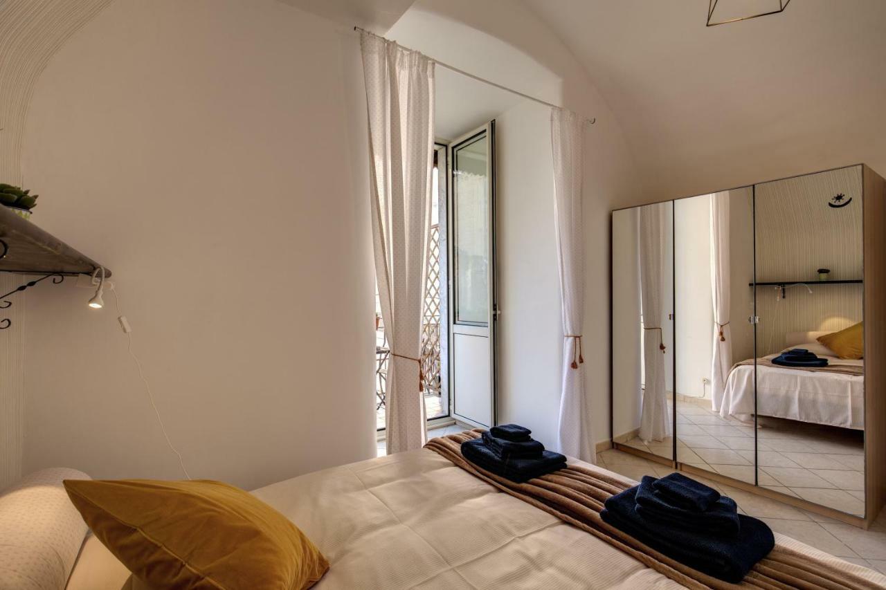 Janara Napoli